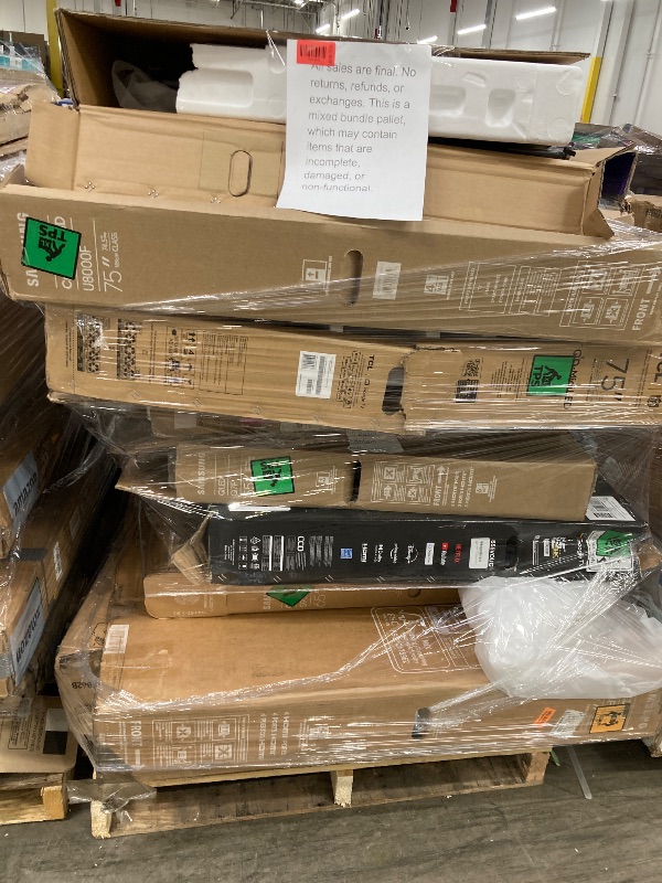 Photo 1 of ********No returns***No refund*******TV pallet doesn't work, only for parts of different brands and sizes. Some turn on, others don't. Broken screens, possibly missing cables and remote control. Returns not accepted. Final sale, approximate retail price o