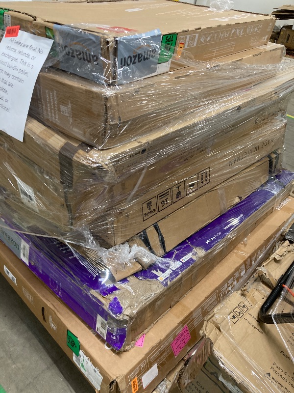 Photo 1 of ********No returns***No refund*******TV pallet doesn't work, only for parts of different brands and sizes. Some turn on, others don't. Broken screens, possibly missing cables and remote control. Returns not accepted. Final sale, approximate retail price o