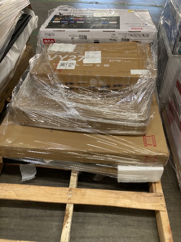 Photo 1 of ********No returns***No refund*******TV pallet doesn't work, only for parts of different brands and sizes. Some turn on, others don't. Broken screens, possibly missing cables and remote control. Returns not accepted. Final sale, approximate retail price o