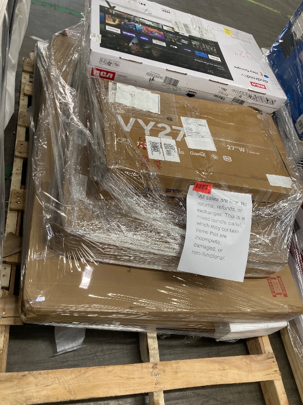 Photo 1 of ********No returns***No refund*******TV pallet doesn't work, only for parts of different brands and sizes. Some turn on, others don't. Broken screens, possibly missing cables and remote control. Returns not accepted. Final sale, approximate retail price o