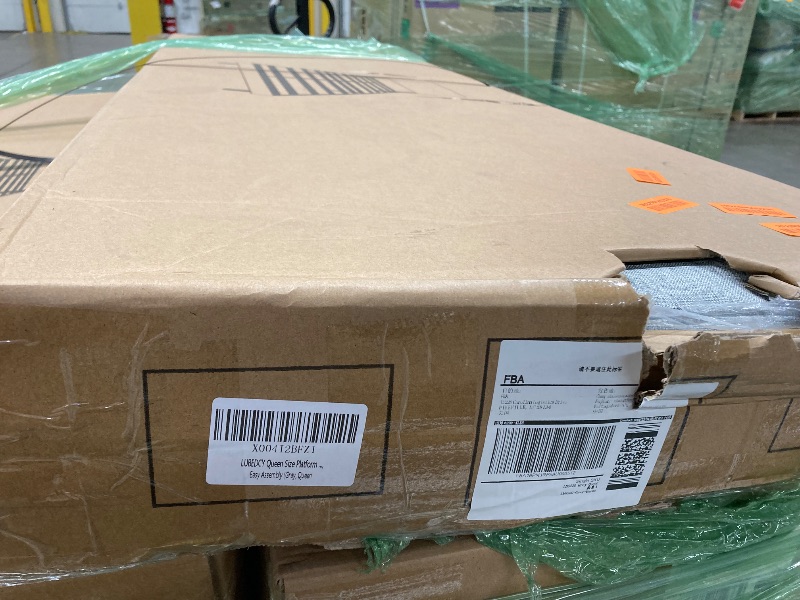 Photo 1 of
Queen Size Platform Bed Frame with Upholstered Headboard, Button Tufted Design, Strong Wooden Slats, No Box Spring Needed, Easy Assembly, Noise Free