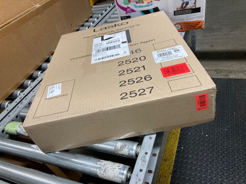 Photo 1 of ***(PARTS ONLY -SELLING AS PARTS)***
Lasko 2520 16 Inch 3-Speed Quiet Adjustable Tilting Wide-Area Oscillating Standing Pedestal Fan for Bedroom, Kitchen, Home, and Office, White