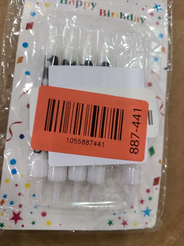 Photo 1 of 12pcs Black and White Checkered Flag Candles, Soccer Party Birthday Candles Charm Racing Cars Themed Candle for Sports Fans Birthday Wedding Cake Decoration Victory Sports-Themed Kids Supplies