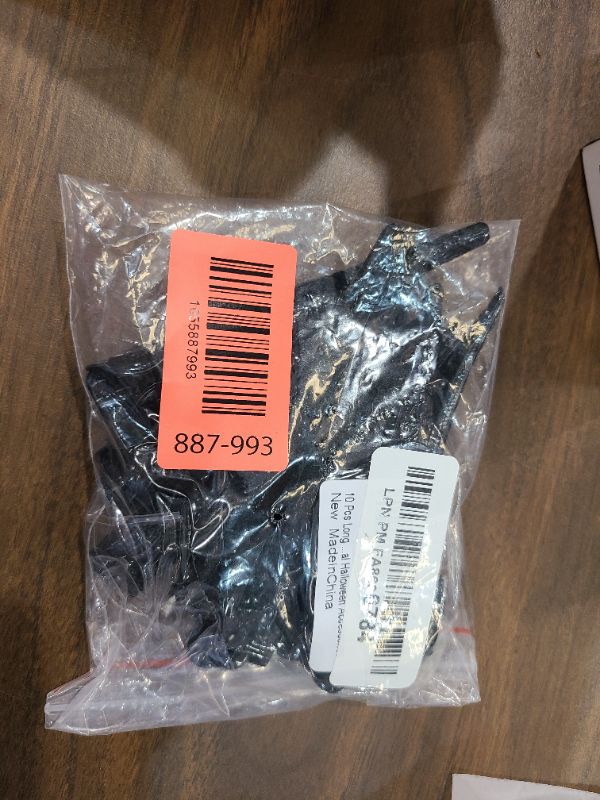 Photo 1 of 10 Pieces Halloween Long Finger Claws Fake Nail Metal Nail Rings Extension, Wsimily Halloween Theme Adjustable Cool Fingertip for Halloween Women Cosplay Accessories Vampire Drama Dance Show (Black)