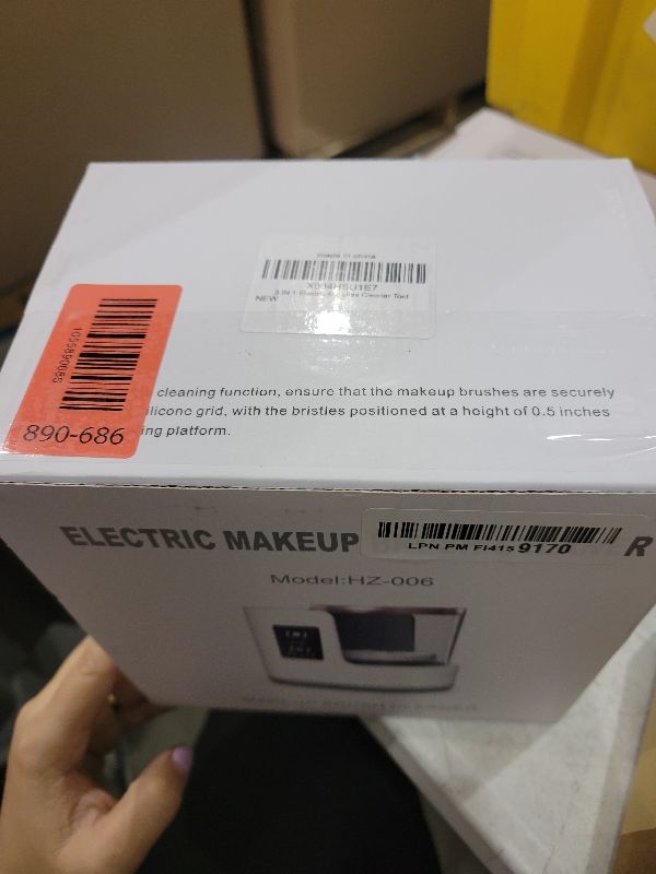 Photo 1 of 3 IN 1 Electric Makeup Brush Cleaner,Automatic Makeup Brush Cleaner with Makeup Brush Dryer,Portable USB Deep Cleaning for All Size Beauty Makeup Brush Set,Blush Brush,Sponges