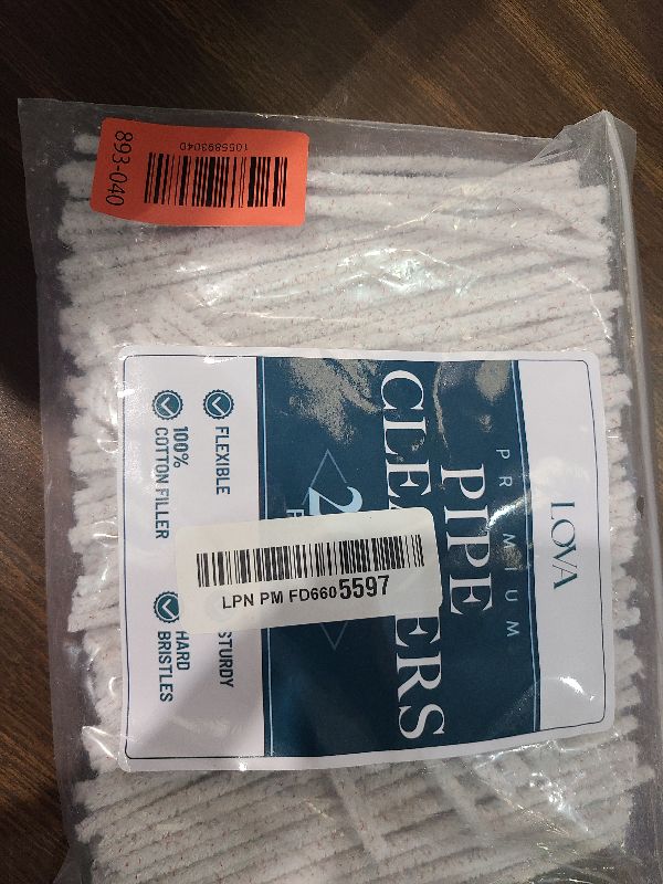 Photo 1 of (200) Lova  Cleaners Bulk (Hard Bristle) Easily Cleans, Glass Pipe Cleaner for Cleaning, Glass Pipes, Pipecleaners, Chenille Stems, (6 Inchs), 100% Cotton, Steel Wire, White