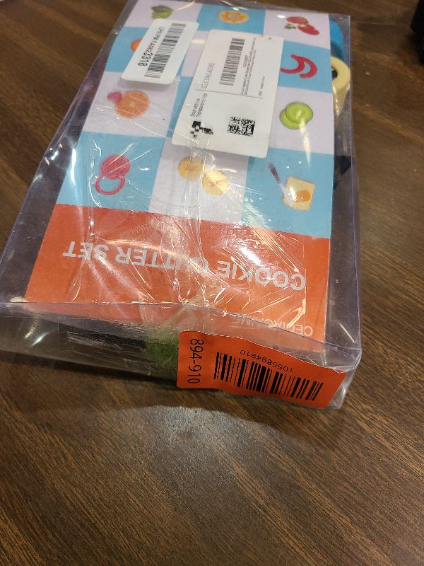 Photo 1 of 24 pcs Vegetable Cutter Shapes Sets Cookie Cutters Fruit Stamps Mold with 20 pcs Food Picks and Forks for Kids