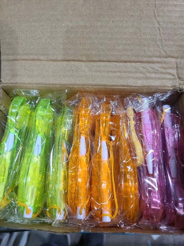 Photo 1 of 16PCS Mini Magnetic Drawing Board Party Favors Bulk for Kids 4-8 8-12 Goodie Treat Bag Christmas Stocking Stuffers Classroom Treasure Chest Carnival Prizes Box Toys Pinata Filler Birthday Return Gifts