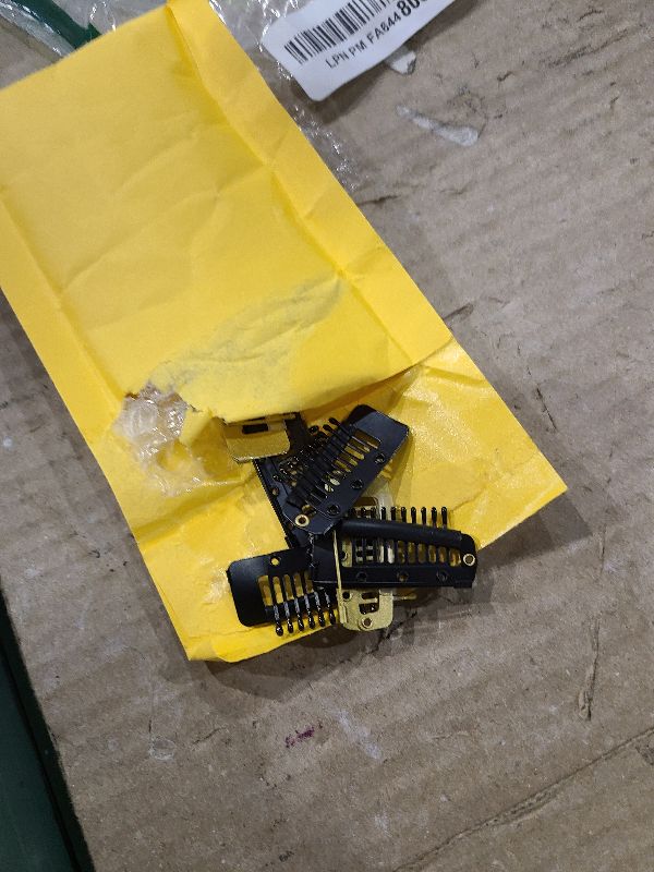 Photo 1 of 12 Pcs Chunni Clips with Safty Pins?Dupatta Hair Clip Easy to Use with Dupatta, Hijab & Tikka Setting,Multifunction10-Teeth Snap Clips for hair extension (multiple colour)