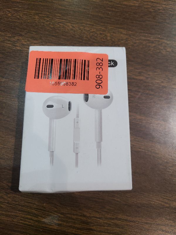 Photo 1 of 2 Pack-USB C Headphones for iPhone 17/16/15 Earbuds USB C Wired Earphones with Mic & Remote Control Noise Cancelling for iPhone 15, iPad Pro, Galaxy S23/S22/S21/S20/Ultra Note 10/20, Pixel 7/6/6a/5/4