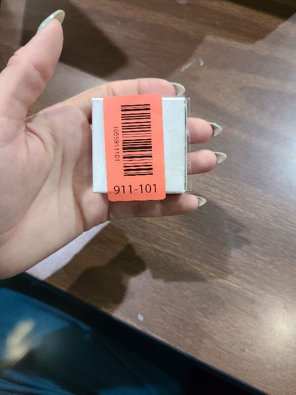 Photo 1 of 1shopforyou Mixed 20 PCS Mini Artificial Apple Fake Fruit Simulation Size 1.0x1.0 in Home K itchen Party Décor (Green and Red) No.9