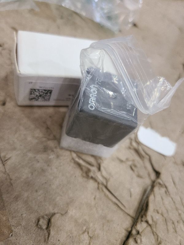 Photo 1 of 12177236 12VDC 7236 Relay 40A 4Pin 1 Form A Quick Connect Automotive Relays SPST General Motors Relay