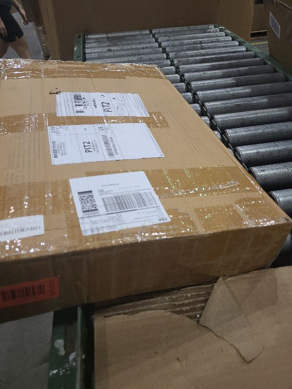 Photo 1 of 2 Bike Hitch Mount Rack for Car, Truck, SUV, Minivan with 1-1/4" & 2" Hitch, Bicycle Carrier Racks with Straps Red