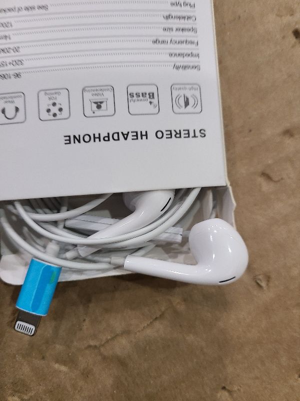 Photo 1 of 2 Packs Wired Headphones?Lilltning Earbuds for iPhone 14/13/12/11/XR/X/8/7/SE/Pro/Pro Max?for iPhone Earphones Wired Nosie Reduction Built-in Microphone&Volume Control Headsets?Support All iOS System