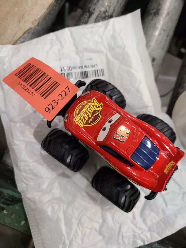 Photo 1 of 12 Styles Movie Cars 3 Black Storm Jackson McQueen Curz Mater Giant Wheels Cars 1?55 Diecast Vehicles Toys Set Children Car Toy (Lightning McQueen)
