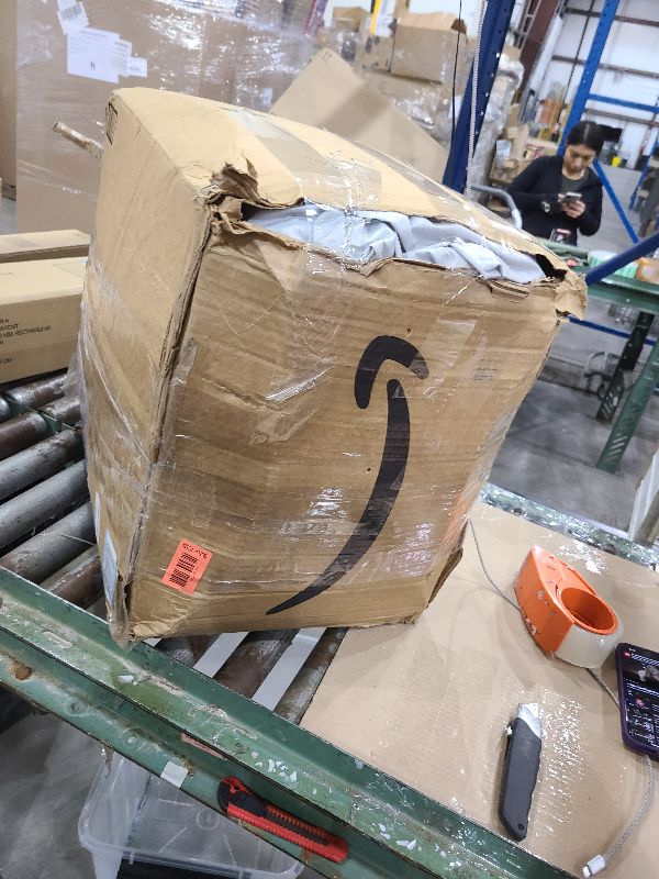 Photo 1 of 25' - 27' V Bow 900D Wake Tower Boat Cover, Cover The Ski/Wakeboard Tower and Boat, Metal Fittings Waterproof Breathing Tear and UV-Resistant,Fits 25ft - 27ft V-Hull Boats with Ski/Wakeboard Tower