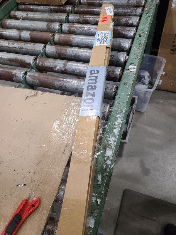 Photo 1 of 20 PCS Dried Flower, 30-inch Tall Nature Pampas Grass Bouquet Decor - Boho Flowers and Feathers for Centerpieces, Perfect for Tall Floor Vase Fillers, Living Room, and Wedding Decor(White, Natural)