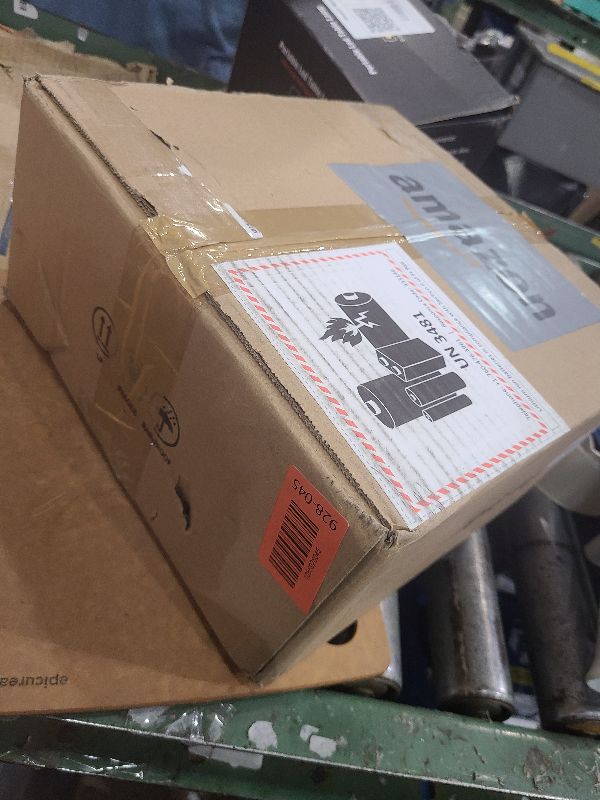 Photo 1 of 2PCS Clear Acrylic Cake Stand, Fillable Cake Box Riser Cake Tier, Square Cake Display Box with Lid, Decorative Centerpiece Box for Wedding Birthday Party (2pcs, 10" Dx4” H; 6" Dx4” H, 2M LED Lights)