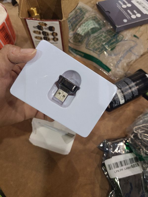 Photo 1 of 2026 Wireless CarPlay Adapter for Apple iPhone ?Android,Plug and Play,Small Size,Wireless Adapter for CarPlay?Android,Fast and Stable Connection