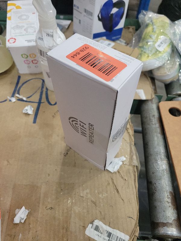 Photo 1 of 2025 WiFi Extenders Signal Booster for Home Long Range Covers Up to 45+ Devices & 8470 Sq.ft, Long Range WiFi Extender Internet Signal Booster, White