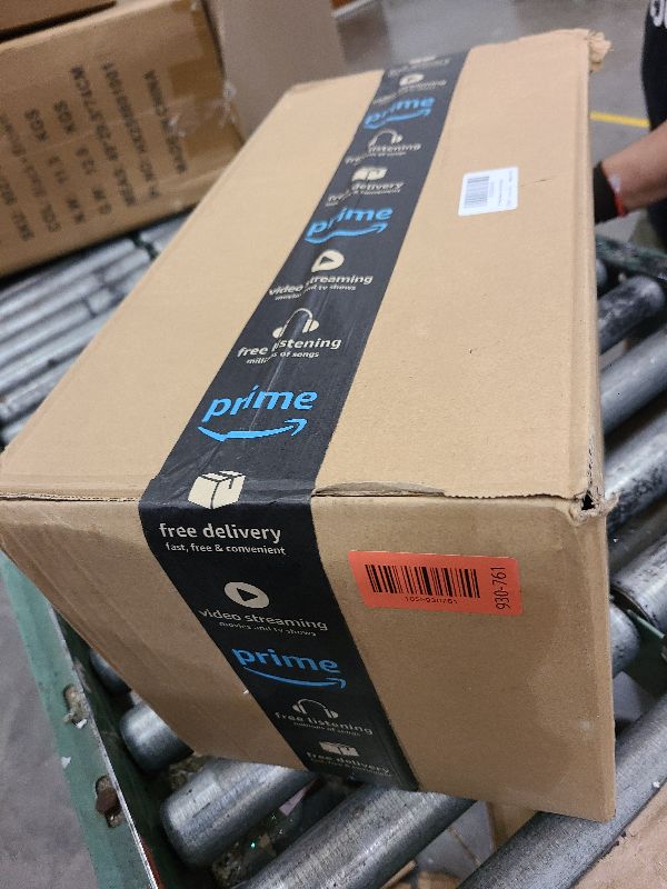 Photo 1 of 0.8 Gallon Glass Drink Dispenser for Parties 3L Crytal Iced Beverage Dispenser with Spigot Wedding Beverage Server for Party Bar