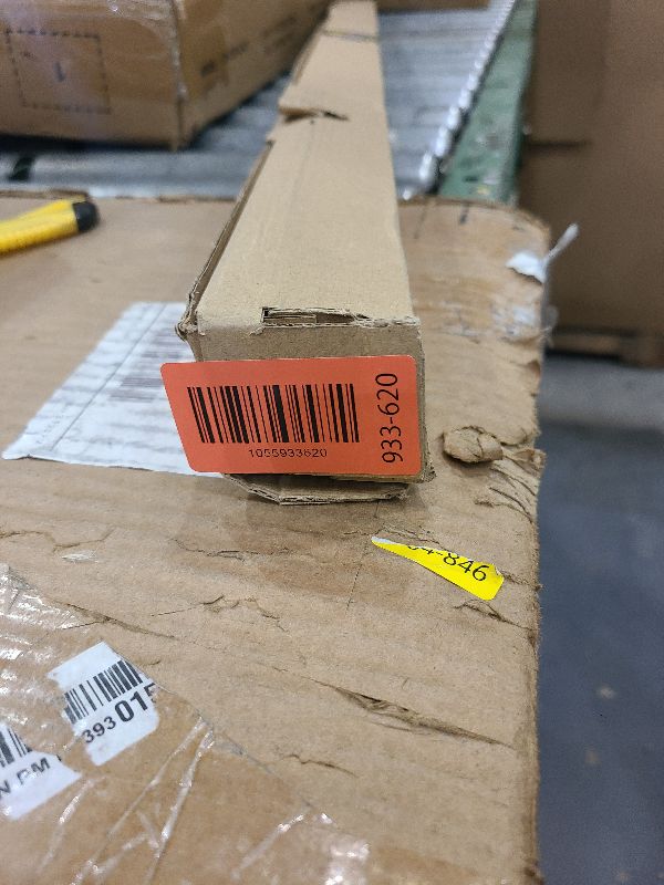 Photo 1 of 10 PCS 40" Tall Pampas Grass Stems in Natural Beige, Add a Boho Touch to Your Space—Pompas Grass Ideal for Floral Arrangements, Floor Vases, Weddings, and Creating a Bohemian Ambiance at Home.