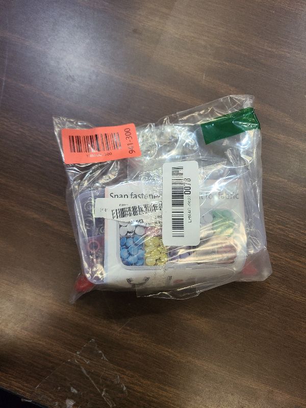 Photo 1 of 100 Sets 9.5mm Metal Snaps Buttons Tool Kit with Fastener Pliers Press Perfect for DIY Crafts Clothes Bibs Hats and Sewing,Snap Button Fasteners Kit for Fabric (Solid)