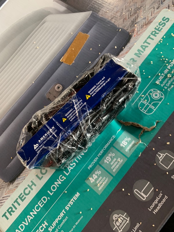 Photo 1 of  3 KNIFE BUNDLE Smith & Wesson Border Guard SWBG1S 10in High Carbon S.S. Folding Knife with a 4.4in Drop Point Blade and Aluminum Handle for Outdoor, Tactical, Survival and EDC