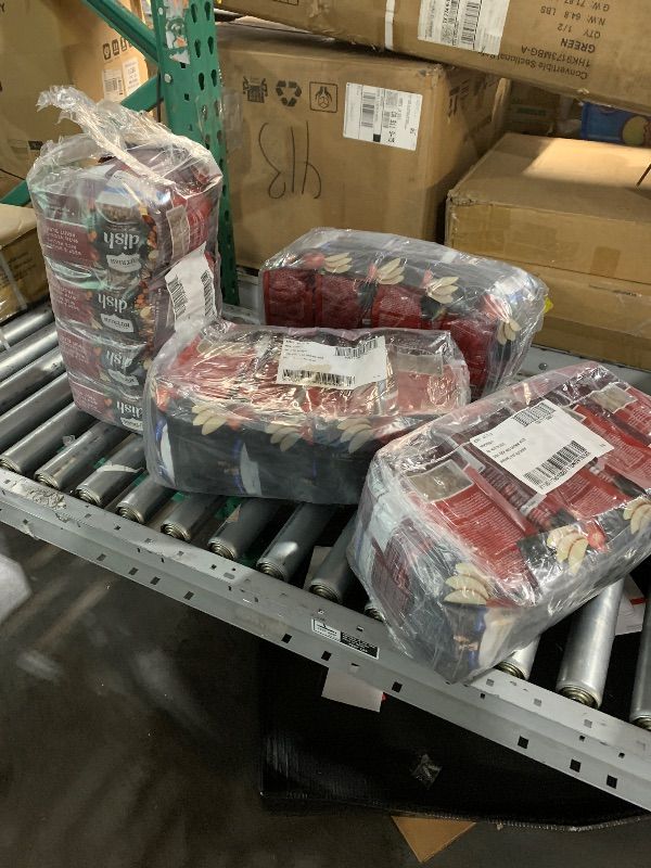 Photo 1 of ***EXP; (11/19/2025)******FACTORY SEALED***Rachael Ray Nutrish Dish Premium Natural Dry Dog Food, Beef & Brown Rice Recipe with Veggies, Fruit & Chicken, 3.75 Pounds 4 PACK OF 4 BAGS 16 BAGS TOTAL