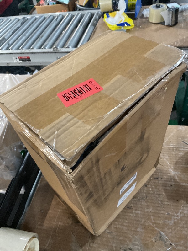 Photo 1 of ** MISSING 2 BOTTLES**

Chengu 10 Pcs 24oz Reusable Aluminum Water Bottle Bulk Operation Christmas Outdoor Lightweight Sports Water Bottles Easy Carry Leak Proof for Travel, Gym Camping Hiking Fishing, Snap Lid (Black)