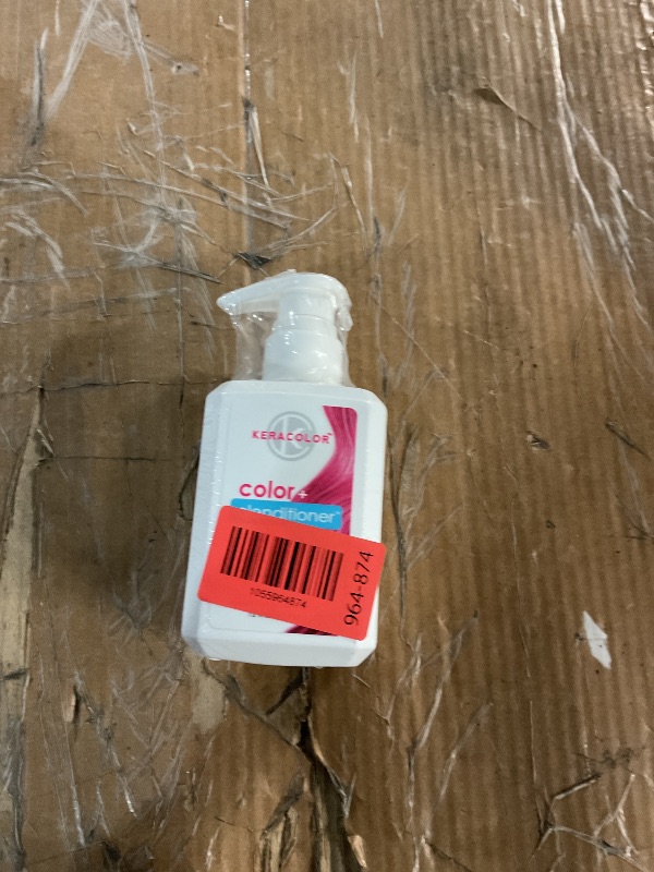 Photo 1 of * factory sealed *
Keracolor Clenditioner HOT PINK Hair Dye - Semi Permanent Hair Color Depositing Conditioner, Cruelty-free, 12 Fl. Oz.