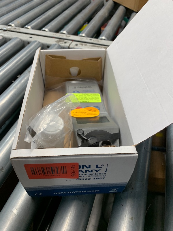 Photo 1 of **FOR PARTS ONLY**
Myron L TPH1 TechPro II pH/Conductivity Meter