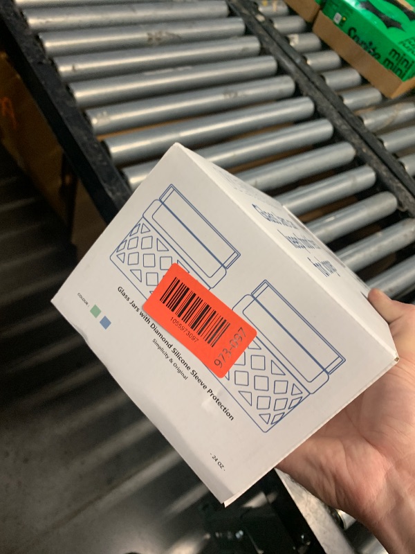 Photo 1 of ***FACTORY SEALED***2Pack Meal Prep Containers Reusable 700ML/24OZ Glass Storage Containers with lids Lunch Containers For Adults with Leak Proof Lids and Protective Silicone Sleeves Dishwasher Safe|Orange+Grass Green