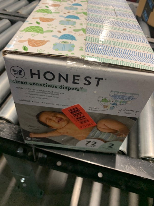 Photo 1 of ***FACTORY SEALED***The Honest Company Clean Conscious Diapers for Delicate Skin | Up to 100% Leakproof | Hypoallergenic, Fragrance Free | Gender Neutral | Club Box, Size 2 (12-18 lbs), 72 Count (Prints May Vary)