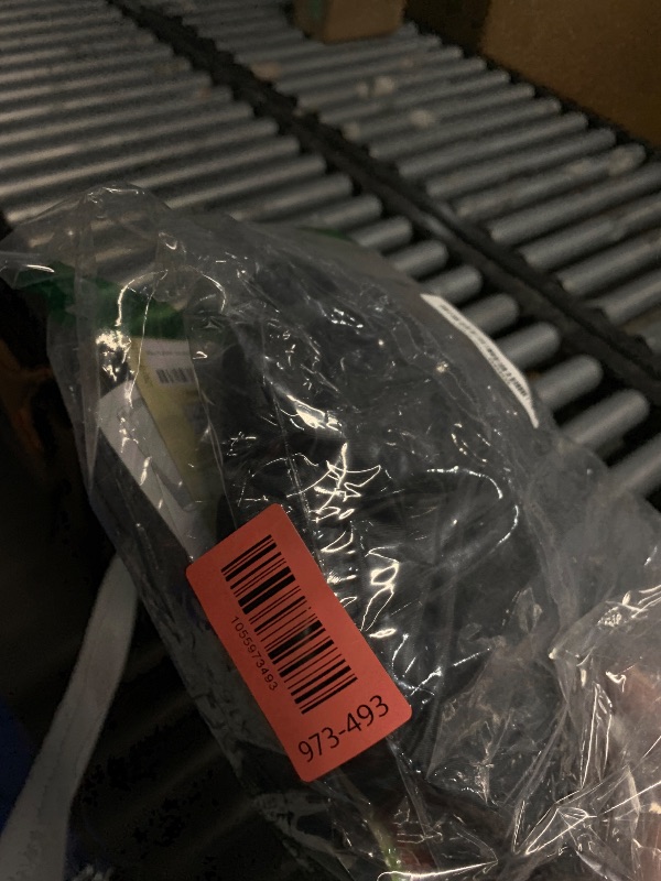 Photo 1 of (missing 2) Enovoe Car Window Shade for Baby - (4 Pack) - Medium - 19" x 12" - Cling Car Sun Shade for Windows - Sun, Glare and UV Rays