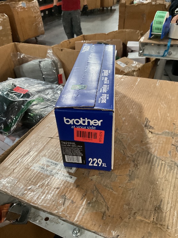 Photo 1 of * factory sealed *
Brother Genuine TN229XLBK Black High Yield Printer Toner Cartridge - Print up to 3,000 Pages(1)