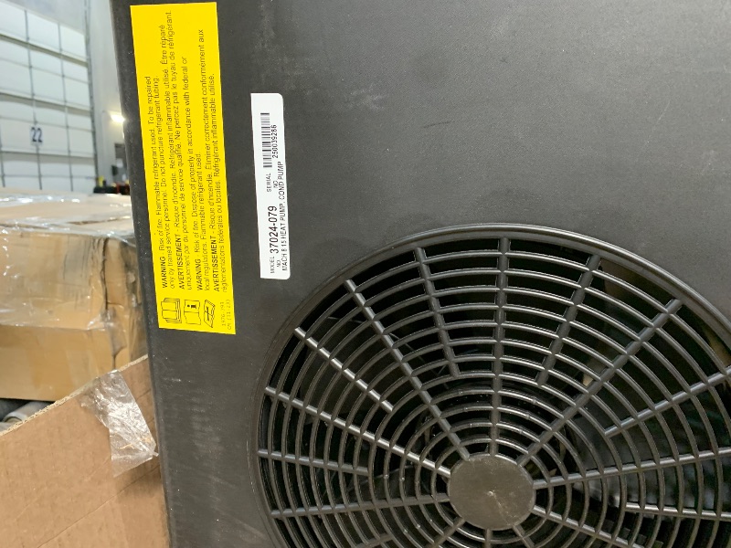 Photo 1 of ***DAMAGED - SEE NOTES/PICTURES***
Coleman Mach 8,15K BTU Roughneck RV A/C, Black, 37204-0795