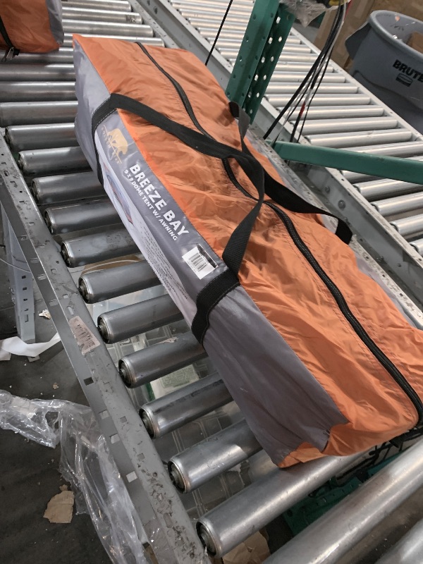 Photo 1 of (used) Golden Bear Breeze Bay 9' x 9' Tent