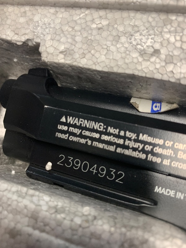 Photo 1 of (missing pieces) Crosman CFAMP1L Full Auto P1 CO2-Powered BB Air Pistol With Laser Sight (Class II <1 mW)