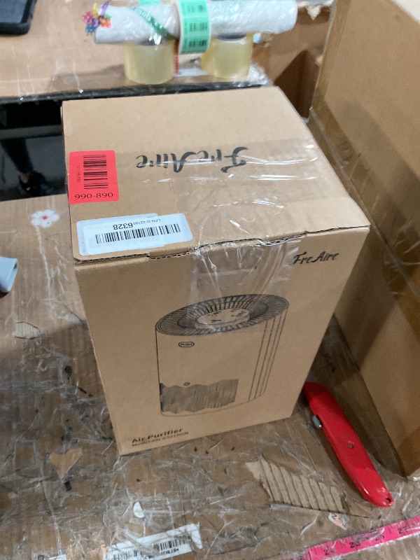 Photo 1 of ************MISSING POWER CORD***************
FreAire Air Purifiers for Bedroom Covers Up to 1086 Ft², Air Purifiers for Home, HEPA Air Purifier with Lights, Air Purifier Removes Dust Smoke Pollen Dander Smell, for Home/Pets/Bedroom (Black)