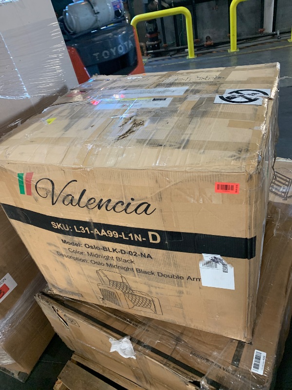Photo 1 of ***FACTORY SEALED******TRUCK/TRAILER PICKUP ONLY***
Valencia Oslo Home Theater Seating(Midnight Black)