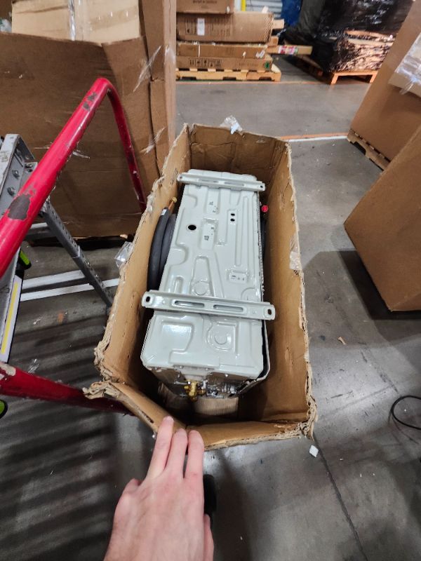 Photo 1 of ************THIS IS ONLY THE OUTDOOR PART OF THIS UNIT****************
YITAHOME 12000 BTU Mini Split Air Conditioner Heat Pump System, Wifi Enabled 20 SEER2 115V Inverter Ductless AC Cool Up to 750 Sq. Ft, Compatible with Alexa, Complete Installation Kit,