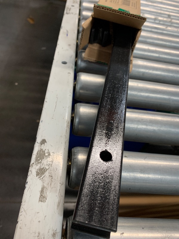 Photo 1 of ****PARTIAL SET 2/2 ONLY****
Equal-i-zer 4-point Sway Control Hitch, 90-00-0600, 6,000 Lbs Trailer Weight Rating, 600 Lbs Tongue Weight Rating, Weight Distribution Kit Includes Standard Hitch Shank, Ball NOT Included