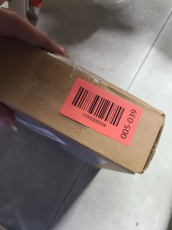 Photo 1 of 16 Pieces Window Candle Holder Clamps Candle Suction Cups Holder Suction Cups with Clamps for Christmas Party Candle Lamp