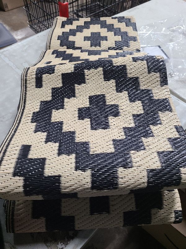 Photo 1 of 10,776)
SAND MINE Waterproof Outdoor Rug 5x8 ft, Plastic Reversible Rug, Modern Area Rug, Large Floor Mat for Outdoors, RV, Patio, Backyard, Deck, Picnic, Beach, Camping, Black & Beige
