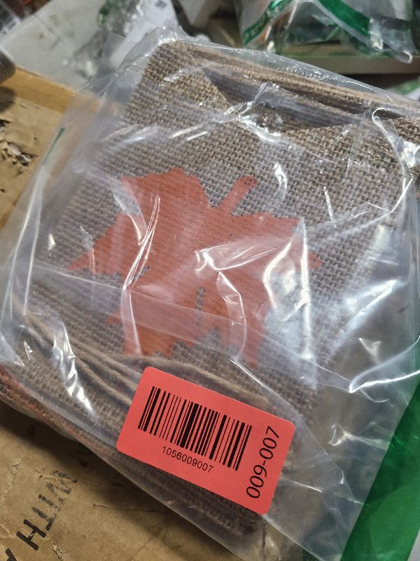 Photo 1 of 7-gost Burlap Happy Friendsgiving Banner Fall Autumn Friend Party Garland Supplies