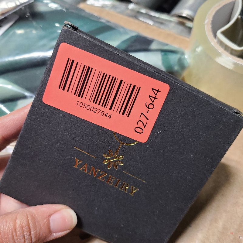 Photo 1 of 1 Set Waist Clip,Retro Butterfly Pant Waist Tightener,Reusable Jean Buttons for Loose Jeans,No Sew Waist Knots for Women Girls Gift