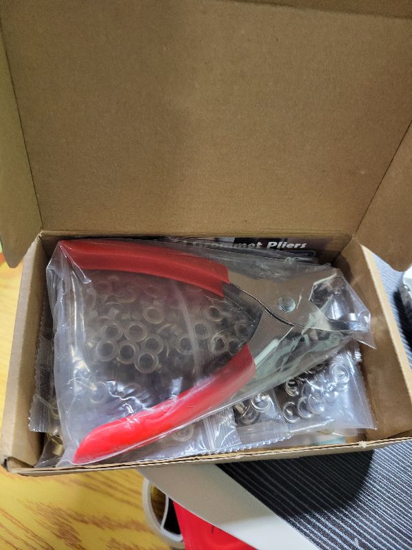 Photo 1 of 1003Pcs Grommet Tool Kit, 1/4 Inch 6mm(Inside) Grommet Eyelet Pliers Kit with 1000 Metal Eyelets with Washers for Fabric, Leather, Belt, Shoes, Clothes