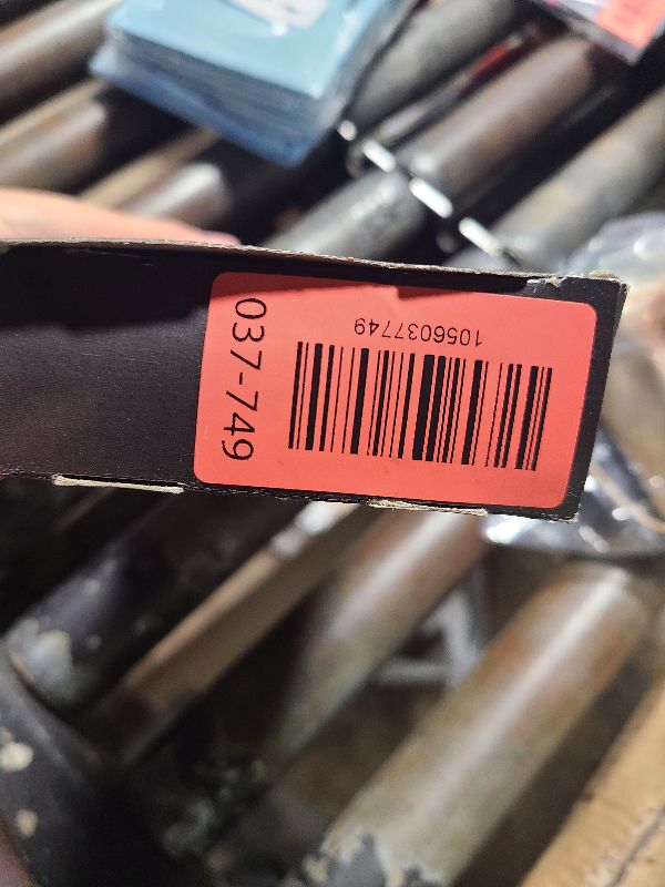 Photo 1 of 3M Aura Particulate Respirator 9205+ N95, Lightweight, 3 Panel Designed Helps Provide Comfortable and Convenient Respiratory Protection, 3-Pack