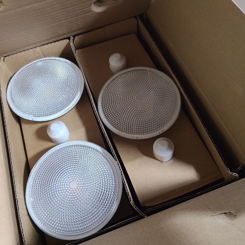 Photo 1 of EdisonPar PAR38 Full Glass Commercial Grade LED Light Bulb, 14W=120W Equivalent 1450 Lumens 20000 Hours Classic Flood Light Bulbs, Dimmable Warm White 3000K 100Degree Beam Angle, 6-Pack